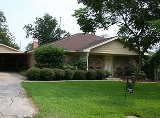 207 Dorothy Dr, Nederland, TX 77627