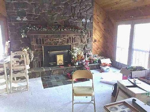4th image of 1078 Swallow Falls Rd