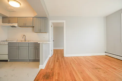 6112 N Kenmore Ave #212 Photo 1 6112 N Kenmore Ave #212 Photo 1