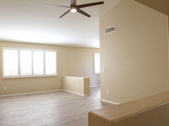 3rd image of 1819 W Brookwood Ct