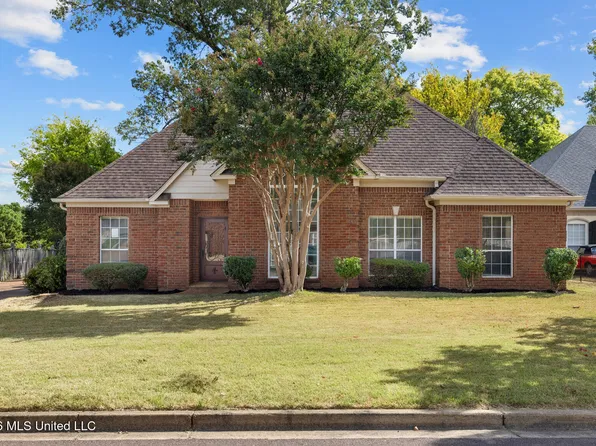 7204 Golden Oaks Loop E, Southaven, MS 38671
