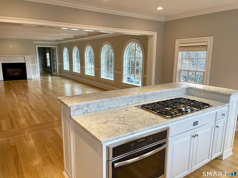19 Deercliff Rd — Photo 8