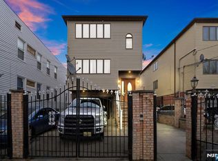 597 N 5th St, Newark, NJ 07107