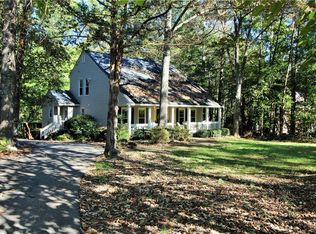 2704 Ridgeview Rd, Powhatan, VA 23139