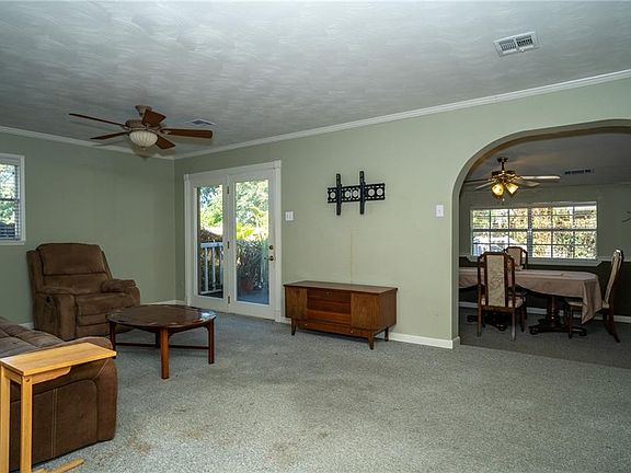 4th image of 1805 Riviere Ave
