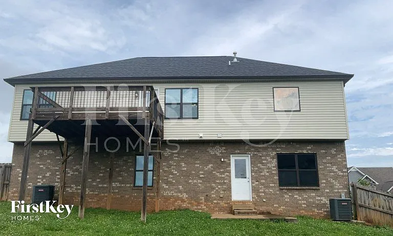 660 Superior Ln — Photo 11