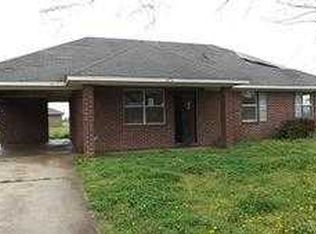1052 Nellie Johnson Dr, Tunica, MS 38676
