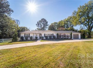 1320 N Sharon Amity Rd, Charlotte, NC 28211