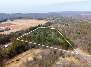 Hiawatha Dr, West Olive, MI 49460