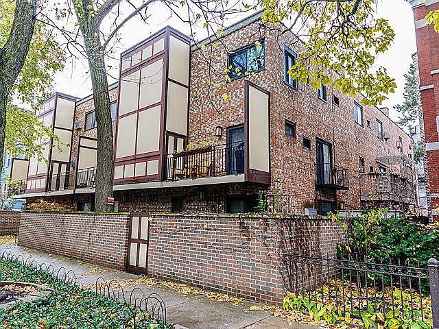 1st image of 1135 W Drummond Pl APT B8