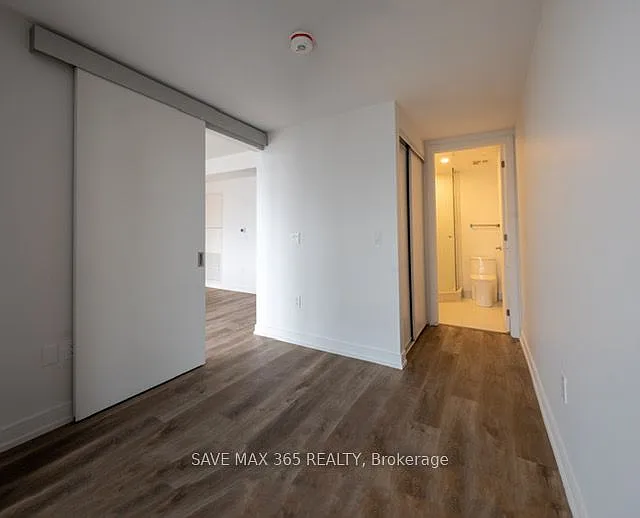 1 Jarvis St #1109 — Photo 8