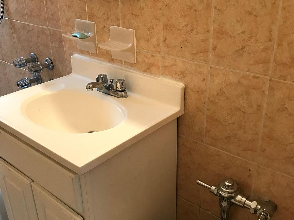 1st image of 144-16 35th Ave APT 6A