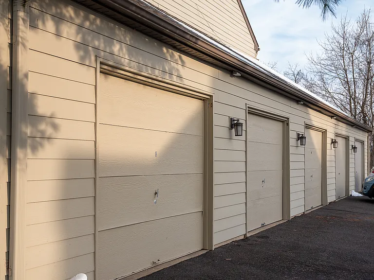 7 Ingham Way — Photo 22