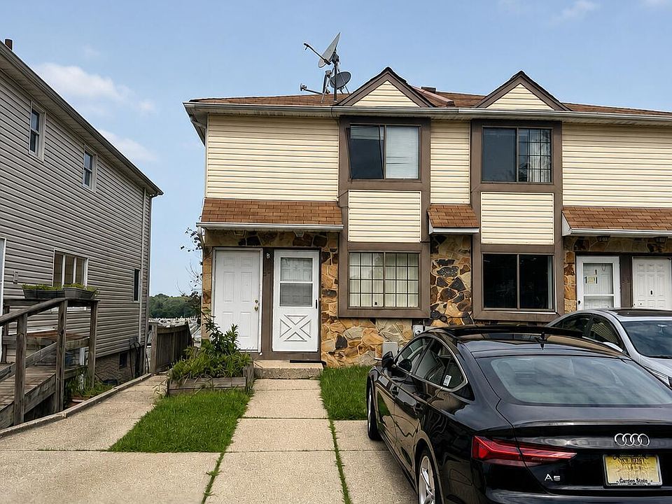 1st image of 55 Luke Ct