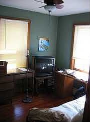 4th image of 1319 Market St