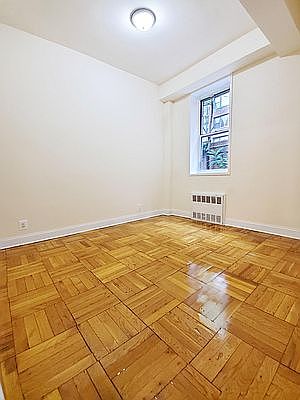 3rd image of 401 W 56th St APT Ln