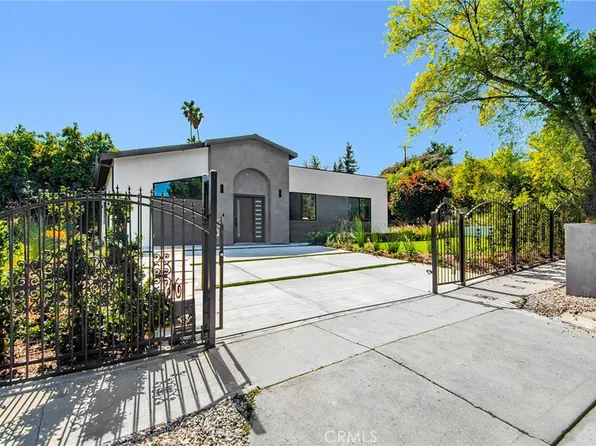 20100 Hatteras St, Woodland Hills, CA 91367