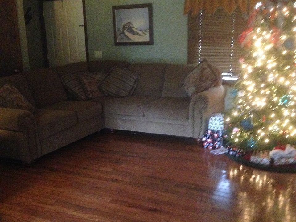 2nd image of 126 Azalea Ln