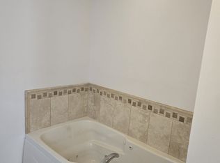185 Woodrow Ave #1, Bridgeport, CT 06606