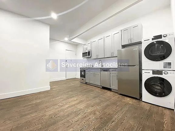 3rd image of 3620 Broadway #27A