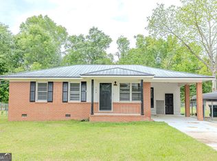 107 Lassiter Dr, Dublin, GA 31021