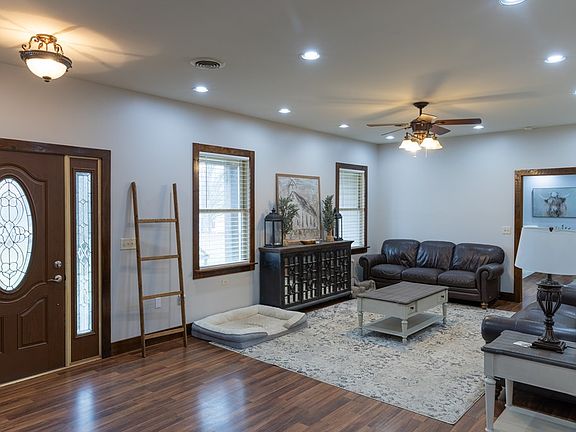 4th image of 268 Bryer Lake Rd