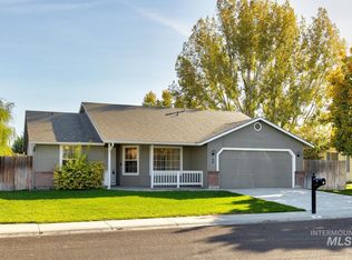 64 S Parkcrest St, Nampa, ID 83687