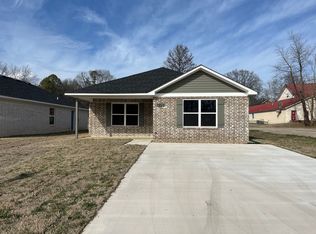 1903 Dechard St, Van Buren, AR 72956