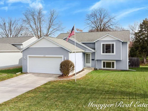 2120 Clarion Ave SW, Wyoming, MI 49519