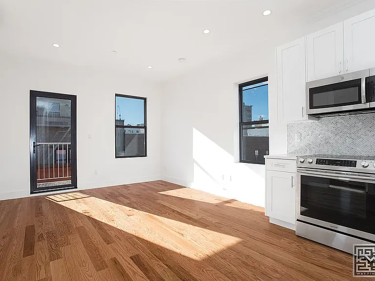 372 Saint Johns Pl #53 — Photo 5