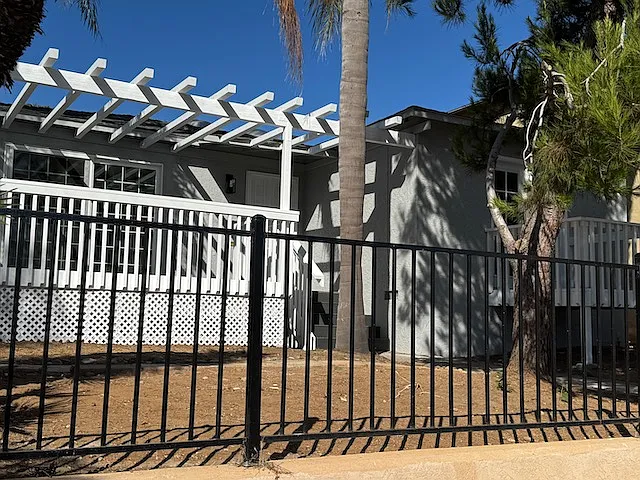 406 N Clementine St — Photo 19