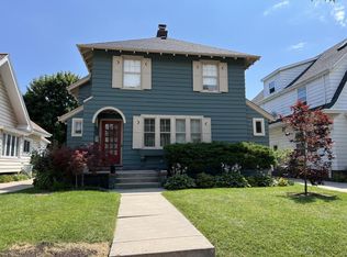 3536 N Downer Ave, Shorewood, WI 53211