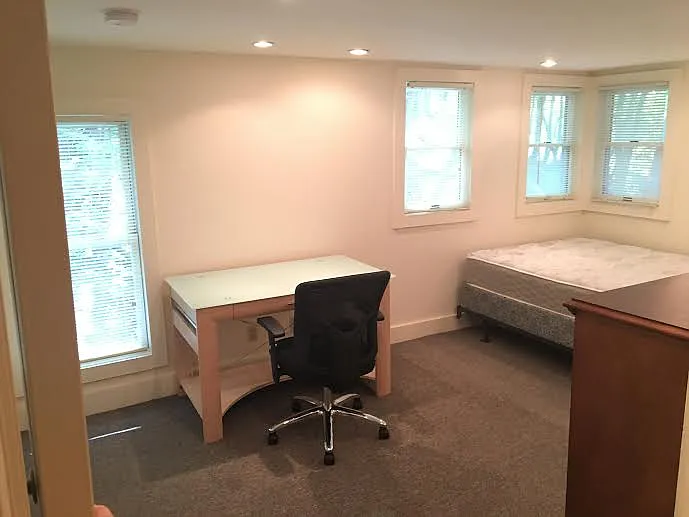 111 Dewitt Pl — Photo 10