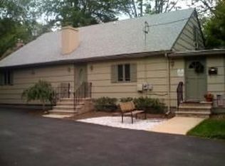 209 E Northfield Rd, Livingston, NJ 07039