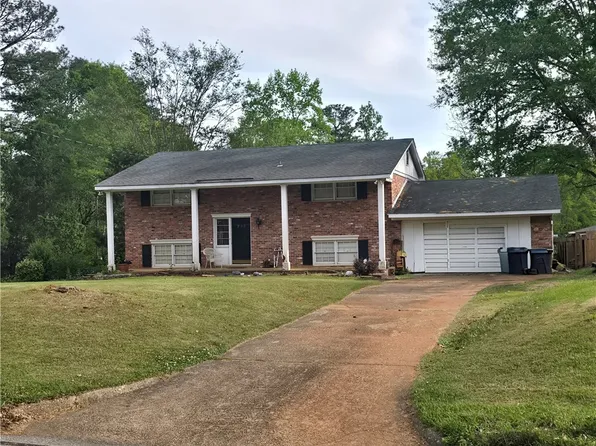 235 Pine Hills Ave, Auburn, AL 36830