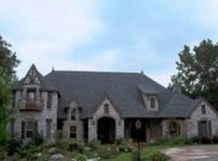 1005 NW Province Pl, Bentonville, AR 72712