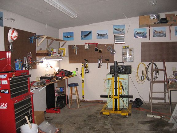 Detached Garage