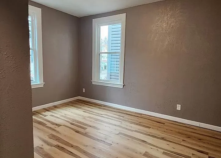 1238-1 Superior Ave — Photo 5