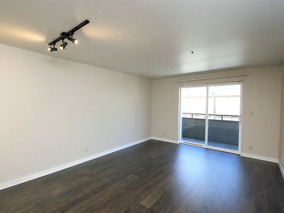 5th image of 1813 19th Ave APT 205