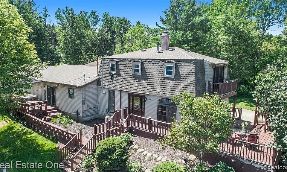 19517 W Chippewa Dr, Rodney, MI 49342 MLS 2210081642 Zillow