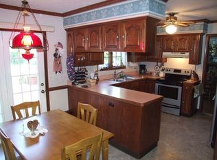 3020 Oakview Rd, Willoughby Hills, OH 44092