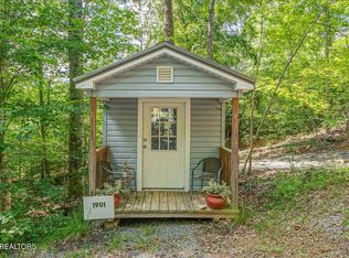 1901 Bootbluff Trl, Dandridge, TN 37725