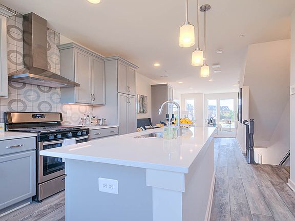 4th image of 1403 Bexley Way #Mgpnrc