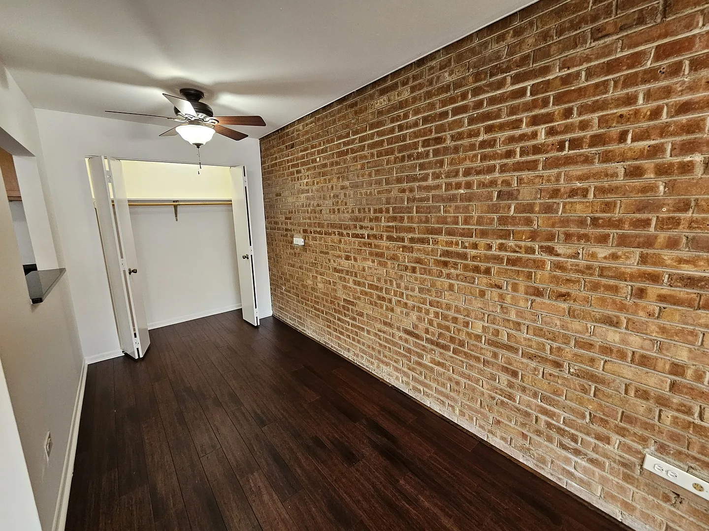 1 bed, $2,400 — Photo 4