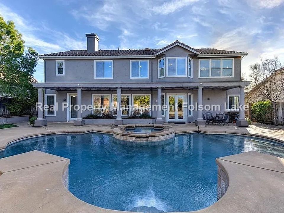 2nd image of 2112 Tarbolton Cir