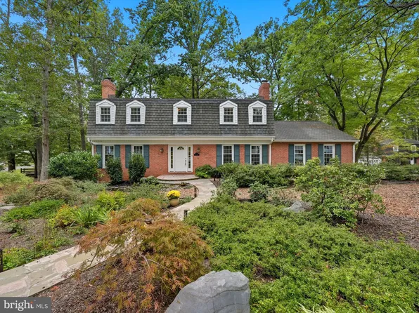 2350 Swaps Ct, Reston, VA 20191