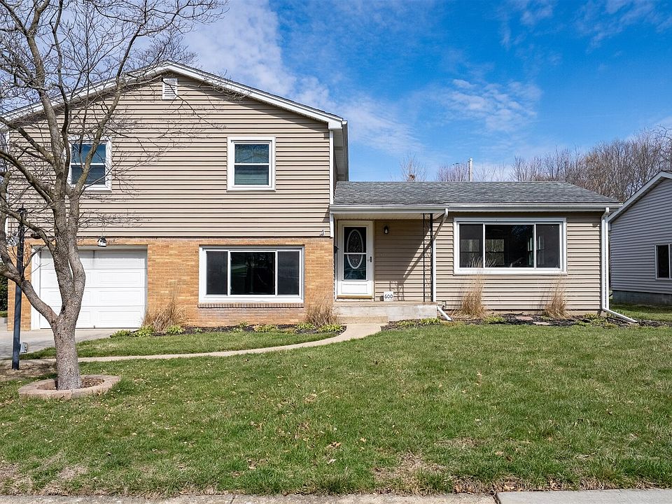 1st image of 600 Sheridan Rd