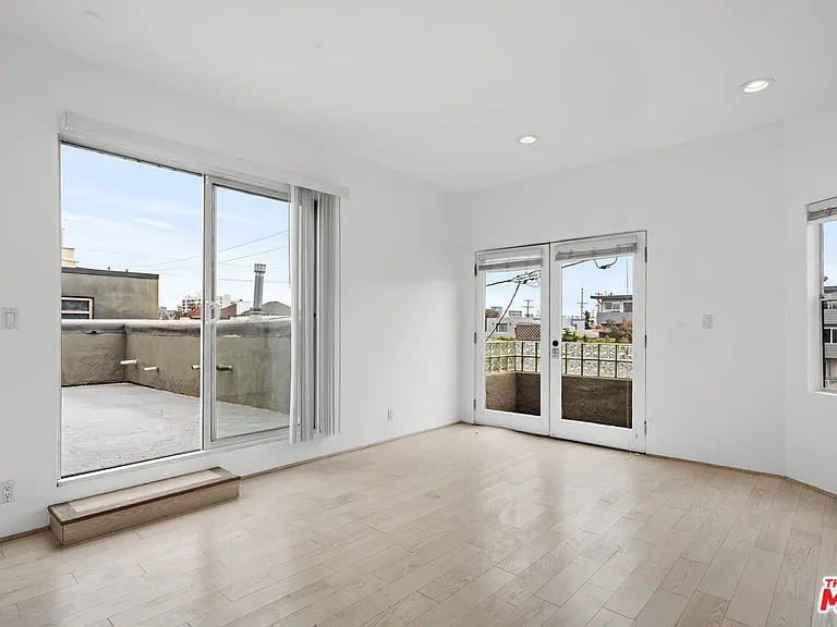 20 28th Ave #A — Photo 7