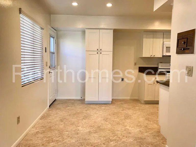 4931 Sky St — Photo 4