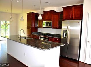 9279 Dawkins Crest Cir, Bristow, VA 20136